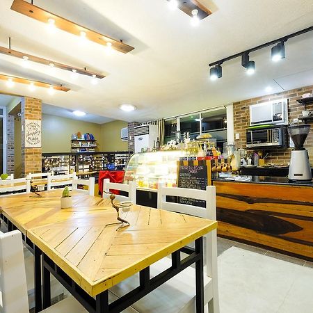 Japi Hotel - Annex Cauayan City  外观 照片